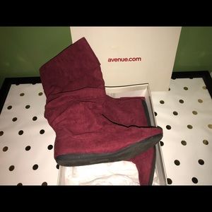 Berry red knee boots 12w